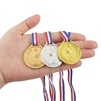 Amazon | PATIKIL 3.8 cm ミニ金銀銅賞メダル 12個 プラスチック